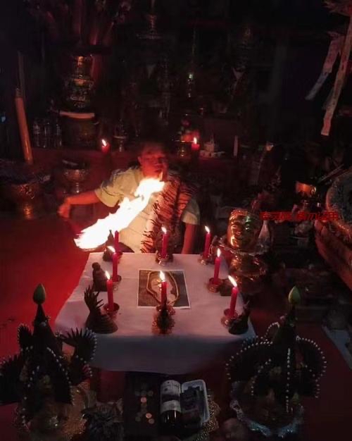 泰国墓地情降法事反噬